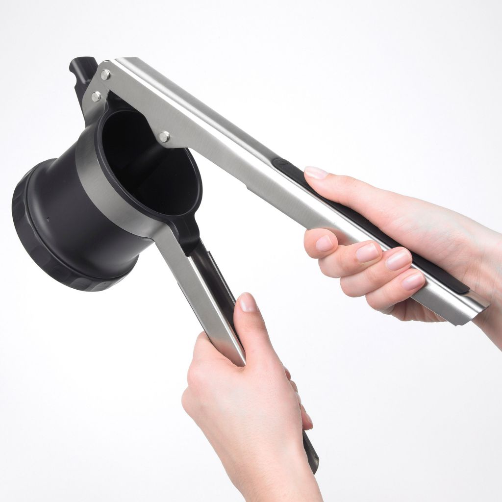 OXO 3-in-1 Adjustable Potato Ricer - Image 3