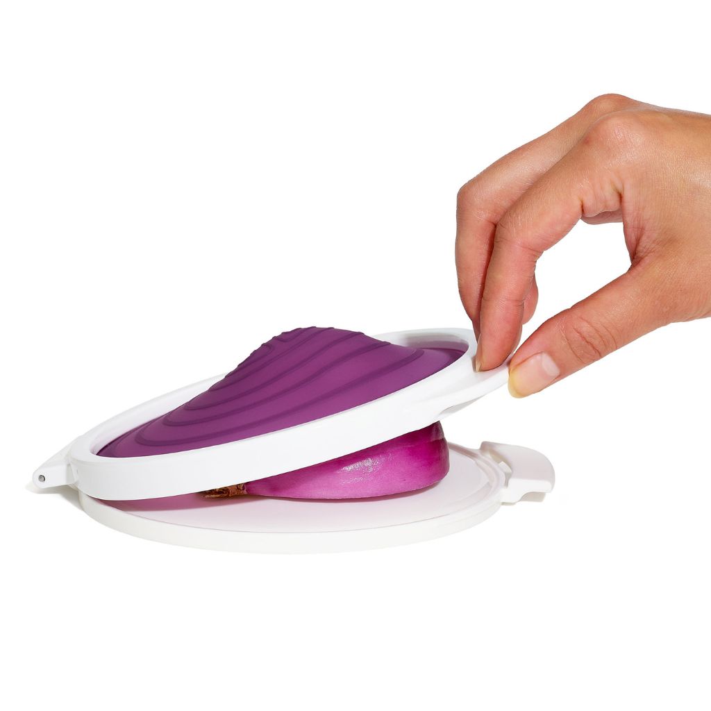 OXO Cut & Keep Silicon Onion Saver - Image 2